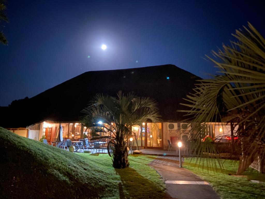 Punta Del Este Arenas Hotel Chihuahua Esterno foto