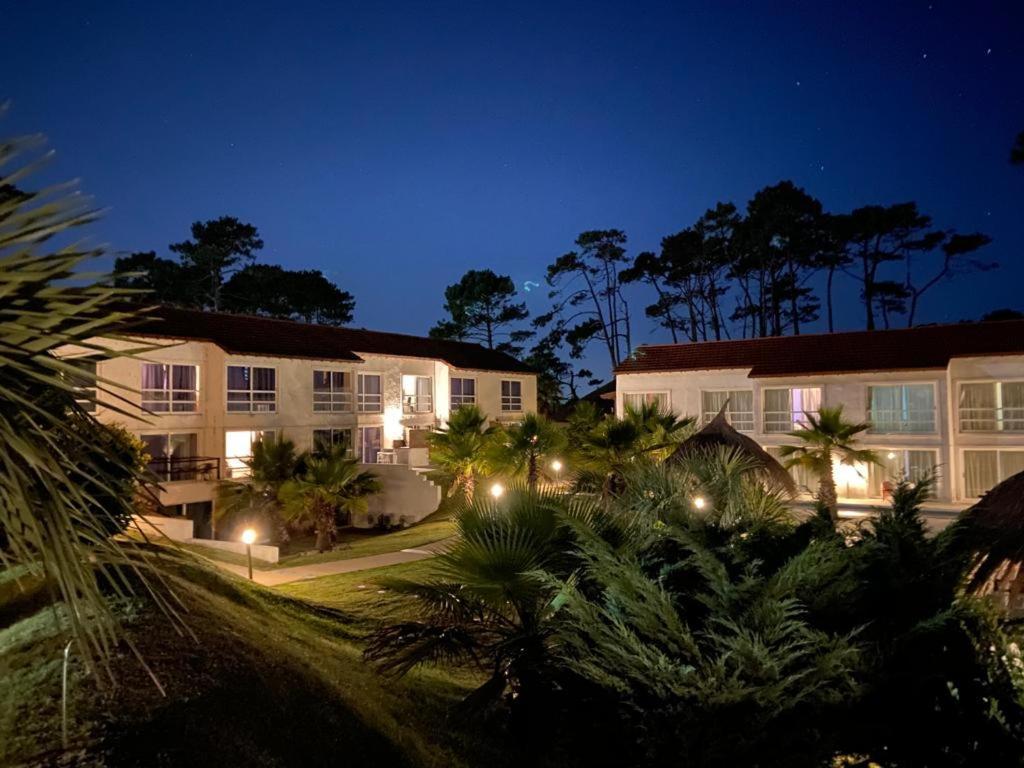 Punta Del Este Arenas Hotel Chihuahua Esterno foto